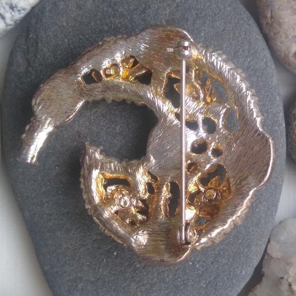 Brooch And Ring - Picture 4 of 12